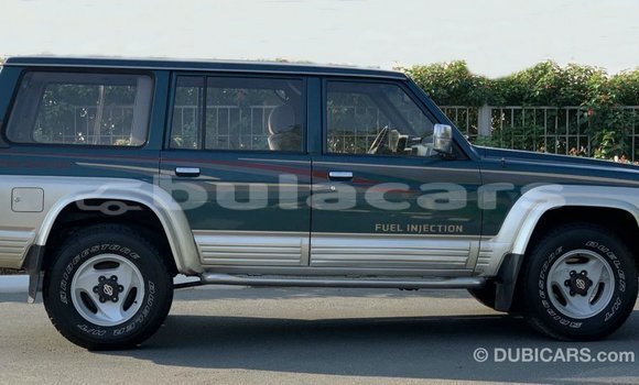Buy Import Nissan Patrol Blue Car in Import - Dubai in Central Buy Import Nissan Patrol Blue Car in Import - Dubai in Central