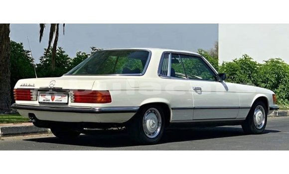 Buy Import Mercedes-Benz 190 White Car in Import - Dubai in Central Buy Import Mercedes-Benz 190 White Car in Import - Dubai in Central