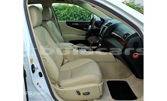Buy Import Lexus LS White Car in Import - Dubai in Central Buy Import Lexus LS White Car in Import - Dubai in Central