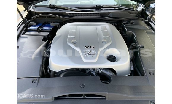 Buy Import Lexus IS Black Car in Import - Dubai in Central Buy Import Lexus IS Black Car in Import - Dubai in Central