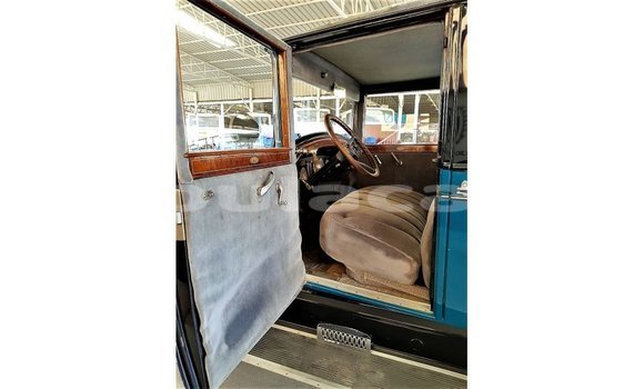 Buy Import Buick Electra Blue Car in Import - Dubai in Central Buy Import Buick Electra Blue Car in Import - Dubai in Central