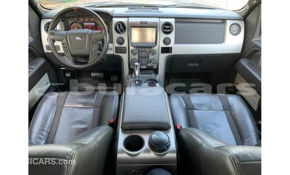 Buy Import Ford Club Wagon Beige Car in Import - Dubai in Central Buy Import Ford Club Wagon Beige Car in Import - Dubai in Central