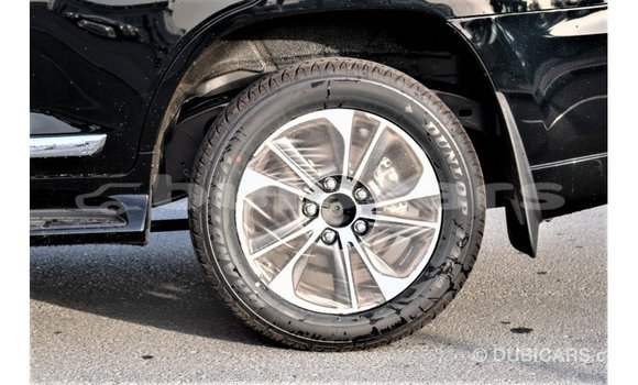 Acheter Import Voiture Toyota Land Cruiser Noir à Import - Dubai, Central Acheter Import Voiture Toyota Land Cruiser Noir à Import - Dubai, Central