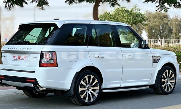 Buy Import Land Rover Range Rover White Car in Import - Dubai in Central Buy Import Land Rover Range Rover White Car in Import - Dubai in Central