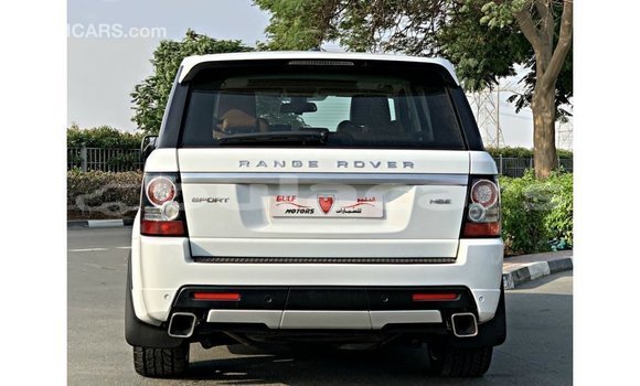 Buy Import Land Rover Range Rover White Car in Import - Dubai in Central Buy Import Land Rover Range Rover White Car in Import - Dubai in Central