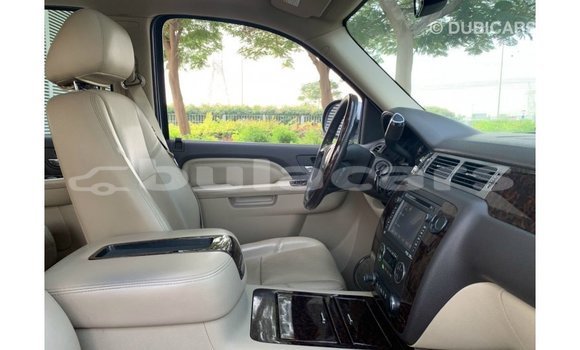 Buy Import GMC Yukon Grey Car in Import - Dubai in Central Buy Import GMC Yukon Grey Car in Import - Dubai in Central