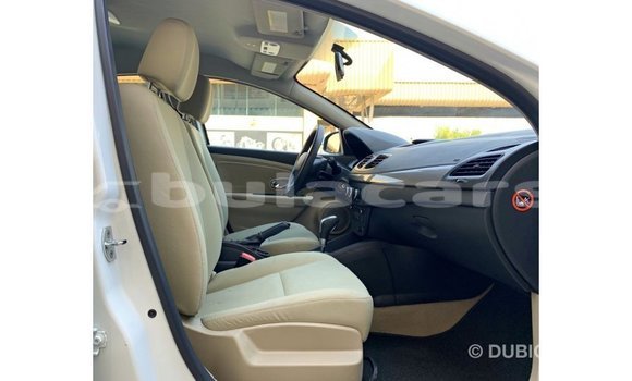 Buy Import Renault Fluence White Car in Import - Dubai in Central Buy Import Renault Fluence White Car in Import - Dubai in Central