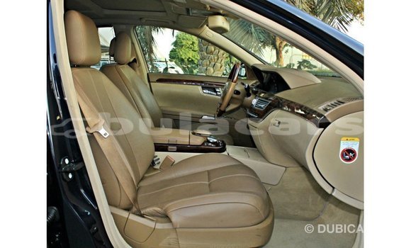 Buy Import Mercedes-Benz 200 Blue Car in Import - Dubai in Central Buy Import Mercedes-Benz 200 Blue Car in Import - Dubai in Central