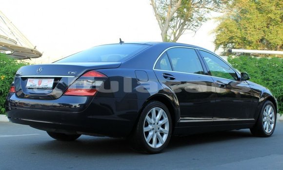 Buy Import Mercedes-Benz 200 Blue Car in Import - Dubai in Central Buy Import Mercedes-Benz 200 Blue Car in Import - Dubai in Central