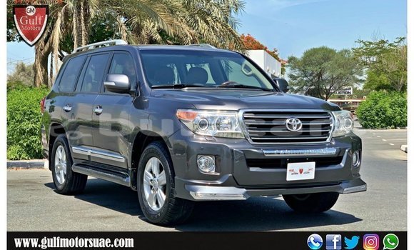 Buy Import Toyota Land Cruiser Grey Car in Import - Dubai in Central Buy Import Toyota Land Cruiser Grey Car in Import - Dubai in Central
