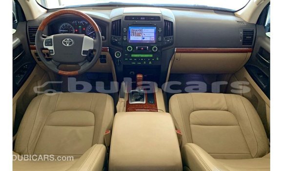 Buy Import Toyota Land Cruiser Grey Car in Import - Dubai in Central Buy Import Toyota Land Cruiser Grey Car in Import - Dubai in Central