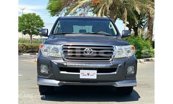 Buy Import Toyota Land Cruiser Grey Car in Import - Dubai in Central Buy Import Toyota Land Cruiser Grey Car in Import - Dubai in Central