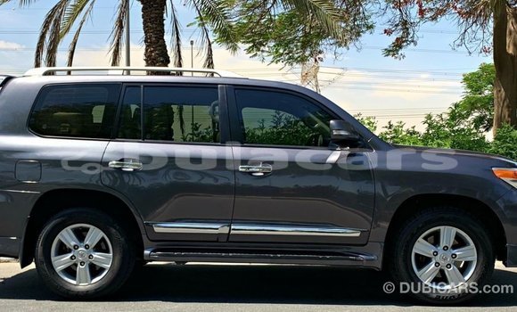 Buy Import Toyota Land Cruiser Grey Car in Import - Dubai in Central Buy Import Toyota Land Cruiser Grey Car in Import - Dubai in Central