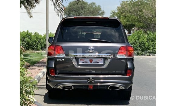 Buy Import Toyota Land Cruiser Grey Car in Import - Dubai in Central Buy Import Toyota Land Cruiser Grey Car in Import - Dubai in Central