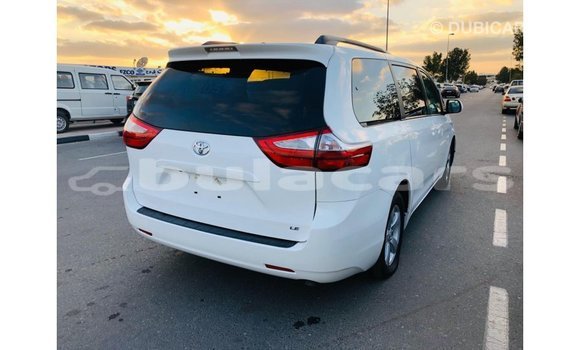 Buy Import Toyota Sienna White Car in Import - Dubai in Central Buy Import Toyota Sienna White Car in Import - Dubai in Central