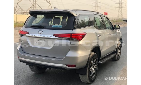 Buy Import Toyota Fortuner Grey Car in Import - Dubai in Central Buy Import Toyota Fortuner Grey Car in Import - Dubai in Central