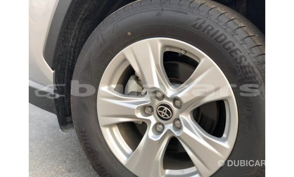 Buy Import Toyota 4Runner Grey Car in Import - Dubai in Central Buy Import Toyota 4Runner Grey Car in Import - Dubai in Central