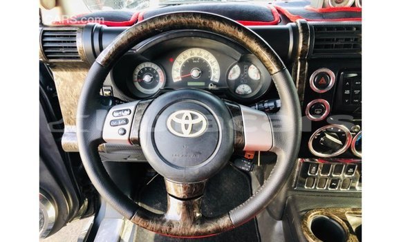 Buy Import Toyota FJ Cruiser Black Car in Import - Dubai in Central Buy Import Toyota FJ Cruiser Black Car in Import - Dubai in Central