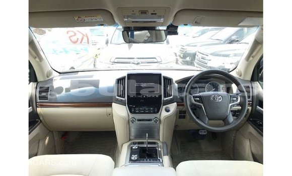 Buy Import Toyota Land Cruiser Red Car in Import - Dubai in Central Buy Import Toyota Land Cruiser Red Car in Import - Dubai in Central