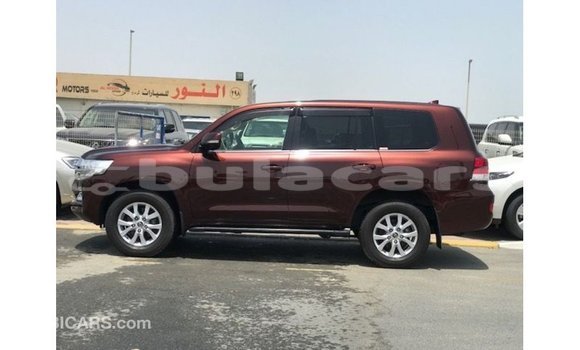 Buy Import Toyota Land Cruiser Red Car in Import - Dubai in Central Buy Import Toyota Land Cruiser Red Car in Import - Dubai in Central
