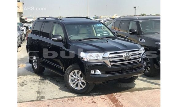 Acheter Import Voiture Toyota Land Cruiser Noir à Import - Dubai, Central Acheter Import Voiture Toyota Land Cruiser Noir à Import - Dubai, Central