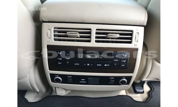 Acheter Import Voiture Toyota Land Cruiser Noir à Import - Dubai, Central Acheter Import Voiture Toyota Land Cruiser Noir à Import - Dubai, Central