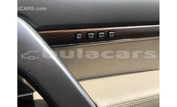 Acheter Import Voiture Toyota Land Cruiser Noir à Import - Dubai, Central Acheter Import Voiture Toyota Land Cruiser Noir à Import - Dubai, Central