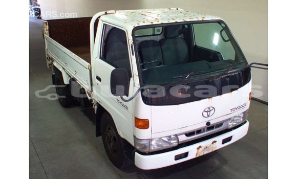 Acheter Import Voiture Toyota Dyna Blanc à Import - Dubai, Central Acheter Import Voiture Toyota Dyna Blanc à Import - Dubai, Central