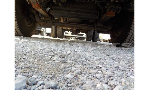 Acheter Import Voiture Toyota Dyna Blanc à Import - Dubai, Central Acheter Import Voiture Toyota Dyna Blanc à Import - Dubai, Central