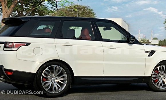 Buy Import Land Rover Range Rover White Car in Import - Dubai in Central Buy Import Land Rover Range Rover White Car in Import - Dubai in Central