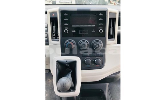 Buy Import Toyota Hiace White Car in Import - Dubai in Central Buy Import Toyota Hiace White Car in Import - Dubai in Central