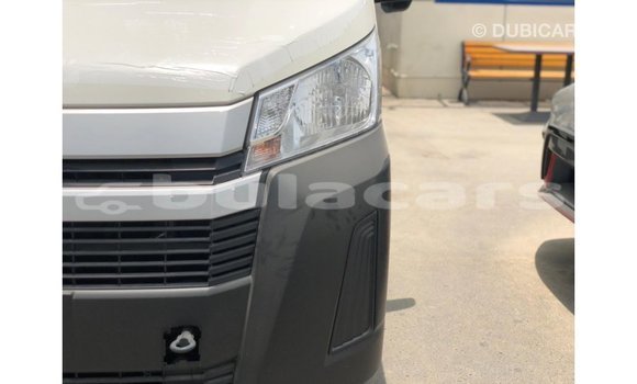 Buy Import Toyota Hiace White Car in Import - Dubai in Central Buy Import Toyota Hiace White Car in Import - Dubai in Central