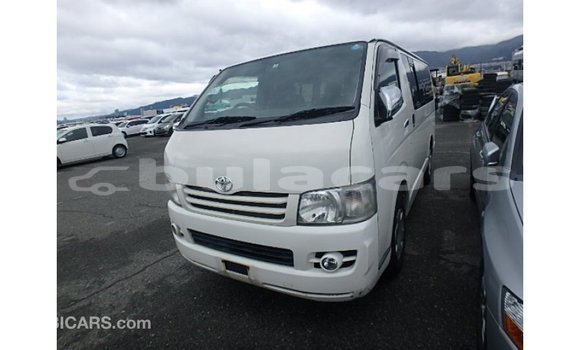 Acheter Import Voiture Toyota Hiace Blanc à Import - Dubai, Central Acheter Import Voiture Toyota Hiace Blanc à Import - Dubai, Central