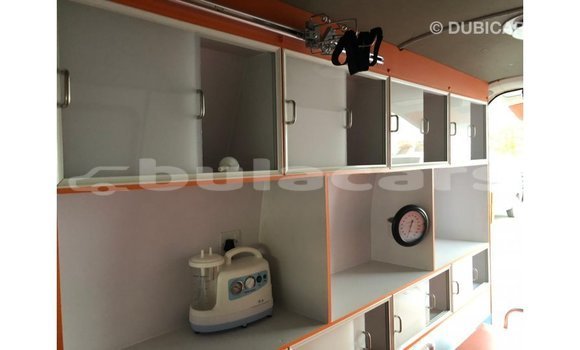 Buy Import Toyota Hiace White Car in Import - Dubai in Central Buy Import Toyota Hiace White Car in Import - Dubai in Central