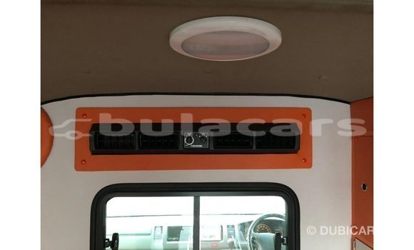 Buy Import Toyota Hiace White Car in Import - Dubai in Central Buy Import Toyota Hiace White Car in Import - Dubai in Central