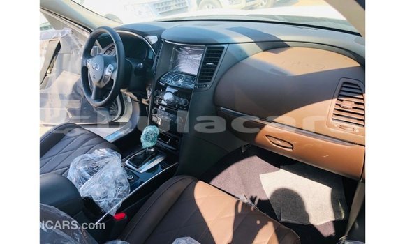 Acheter Import Voiture Infiniti EX Blanc à Import - Dubai, Central Acheter Import Voiture Infiniti EX Blanc à Import - Dubai, Central