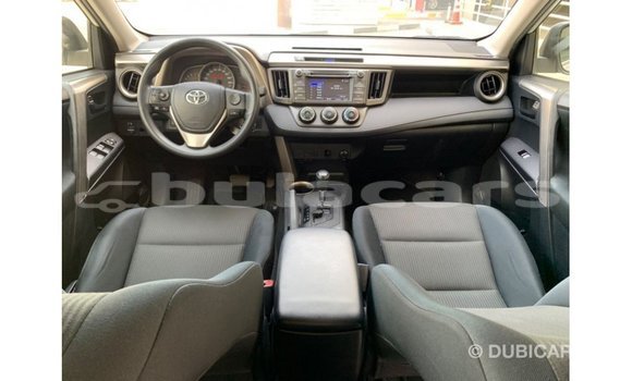 Buy Import Toyota 4Runner White Car in Import - Dubai in Central Buy Import Toyota 4Runner White Car in Import - Dubai in Central