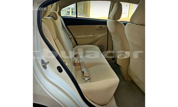 Buy Import Toyota Yaris White Car in Import - Dubai in Central Buy Import Toyota Yaris White Car in Import - Dubai in Central
