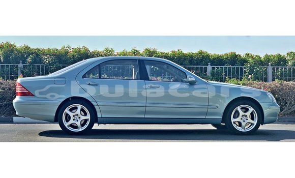 Buy Import Mercedes-Benz 200 Blue Car in Import - Dubai in Central Buy Import Mercedes-Benz 200 Blue Car in Import - Dubai in Central