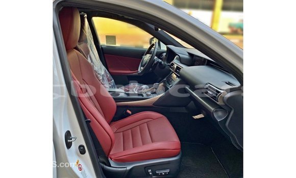 Buy Import Lexus IS White Car in Import - Dubai in Central Buy Import Lexus IS White Car in Import - Dubai in Central