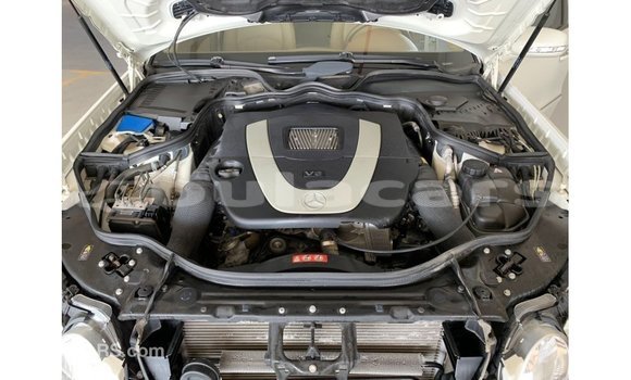 Buy Import Mercedes-Benz 200 White Car in Import - Dubai in Central Buy Import Mercedes-Benz 200 White Car in Import - Dubai in Central