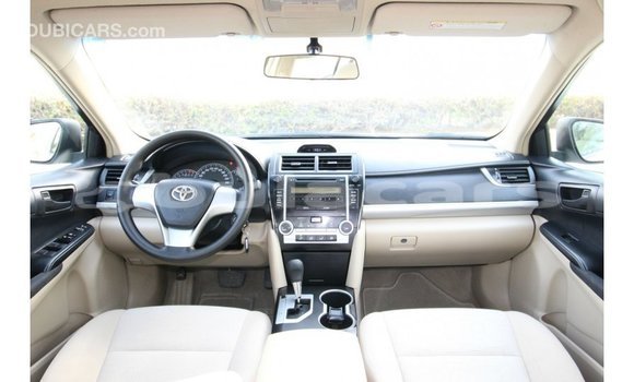 Buy Import Toyota Camry White Car in Import - Dubai in Central Buy Import Toyota Camry White Car in Import - Dubai in Central