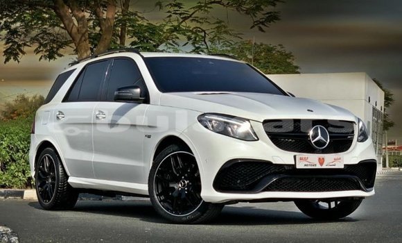 Buy Import Mercedes-Benz GLE White Car in Import - Dubai in Central