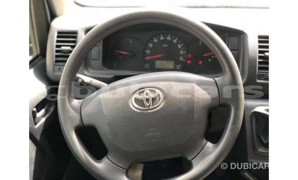 Buy Import Toyota Hiace White Car in Import - Dubai in Central Buy Import Toyota Hiace White Car in Import - Dubai in Central
