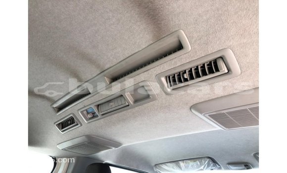Buy Import Toyota Hiace White Car in Import - Dubai in Central Buy Import Toyota Hiace White Car in Import - Dubai in Central