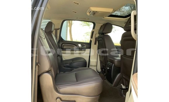 Buy Import Cadillac Escalade Black Car in Import - Dubai in Central Buy Import Cadillac Escalade Black Car in Import - Dubai in Central