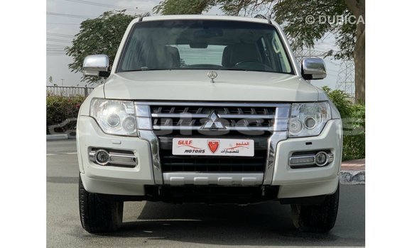 Buy Import Mitsubishi Pajero White Car in Import - Dubai in Central Buy Import Mitsubishi Pajero White Car in Import - Dubai in Central