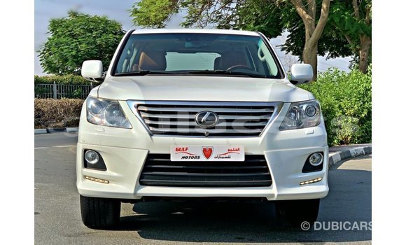 Buy Import Lexus LX White Car in Import - Dubai in Central Buy Import Lexus LX White Car in Import - Dubai in Central