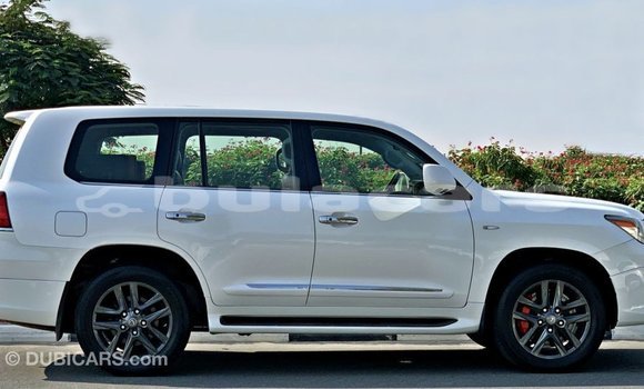 Buy Import Lexus LX White Car in Import - Dubai in Central Buy Import Lexus LX White Car in Import - Dubai in Central