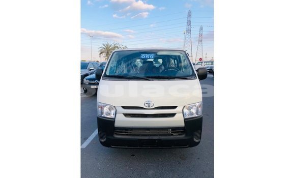 Buy Import Toyota Hiace White Car in Import - Dubai in Central Buy Import Toyota Hiace White Car in Import - Dubai in Central